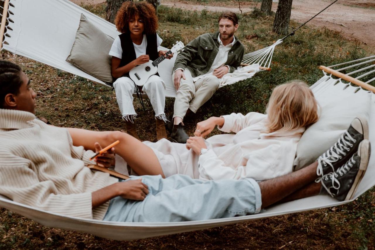 The Aries-A Stargazing, Luxury Glamping Tent Rogersville Eksteriør billede